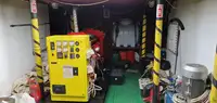 قوارب العمل للبيع