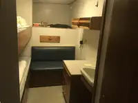 سفينة عبّارة للبيع