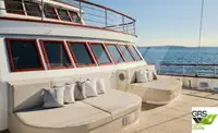 سفينة سياحية للبيع
