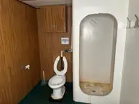 سفينة سحب للبيع