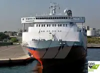 سفينة نقل بضائع بالمركبات (Ro-Ro) للبيع