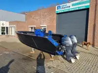 سفينة حاويات للبيع