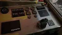 سفينة إنقاذ للبيع
