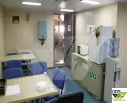قوارب العمل للبيع