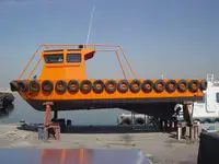 قوارب العمل للبيع