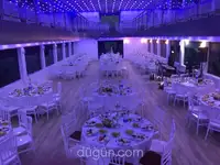سفينة ركاب للبيع