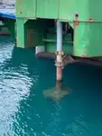 قوارب العمل للبيع