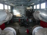 زورق دورية للبيع