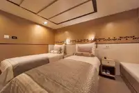 سفينة سياحية للبيع