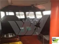 قوارب العمل للبيع
