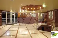 سفينة سياحية للبيع