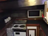 سفينة مسح للبيع