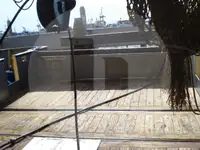 سفينة لنقل الأسماك الحية للبيع