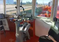 سفينة سحب للبيع