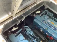 قوارب العمل للبيع