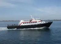 قارب طاقم للبيع