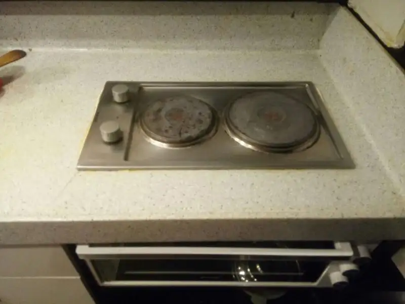 قارب طاقم للبيع