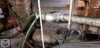 قارب مزدوج الهيكل للبيع