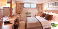 سفينة سياحية للبيع