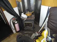 قوارب العمل للبيع