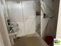 سفينة إمداد للبيع