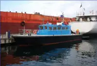 زورق السحب للبيع