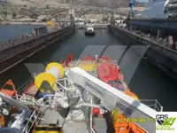 سفينة إمداد للبيع