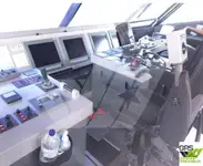 قوارب العمل للبيع