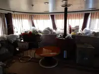 سفينة سياحية للبيع
