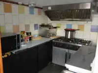 سفينة سياحية للبيع