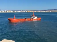 سفينة حاويات للبيع