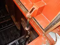قوارب العمل للبيع