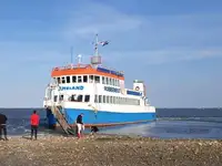 سفينة ركاب للبيع