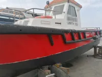 قوارب العمل للبيع