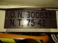 قوارب العمل للبيع