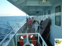 سفينة نقل بضائع بالمركبات (Ro-Ro) للبيع