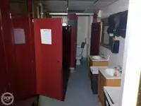 سفينة سياحية للبيع