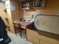 سفينة سحب للبيع