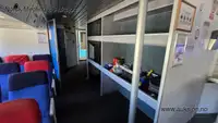قارب مزدوج الهيكل للبيع