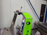 قوارب العمل للبيع
