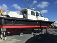قارب طيار للبيع