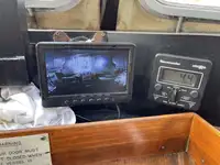 قارب طيار للبيع