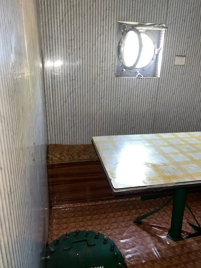 سفينة سحب للبيع