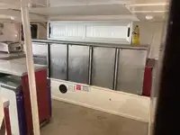 سفينة عبّارة للبيع