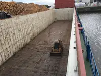 سفينة نقل بضائع سائبة للبيع