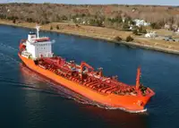 Oil/Chemical tanker للبيع