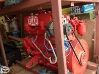 قارب نجاة للبيع