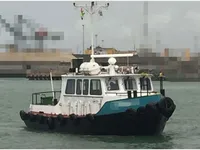 قوارب العمل للبيع