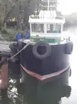 قوارب العمل للبيع