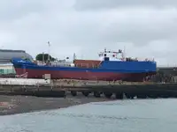 Oil/Chemical tanker للبيع